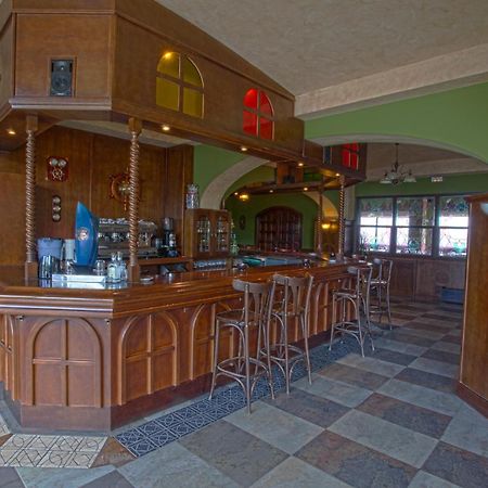 Hotel Os Olivos Guísamo المظهر الخارجي الصورة